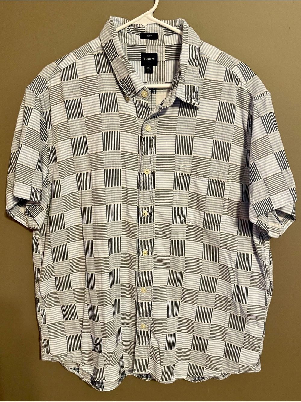 J. Crew Men’s Short-Sleeve Button-Up Shirt in White and Navy - Size XXL
